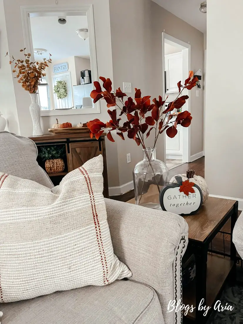 15 Best Fall Living Room Decor 12 early fall decorating 5